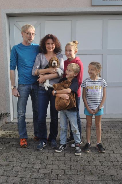 Candy Shop mit seiner neuen Familie